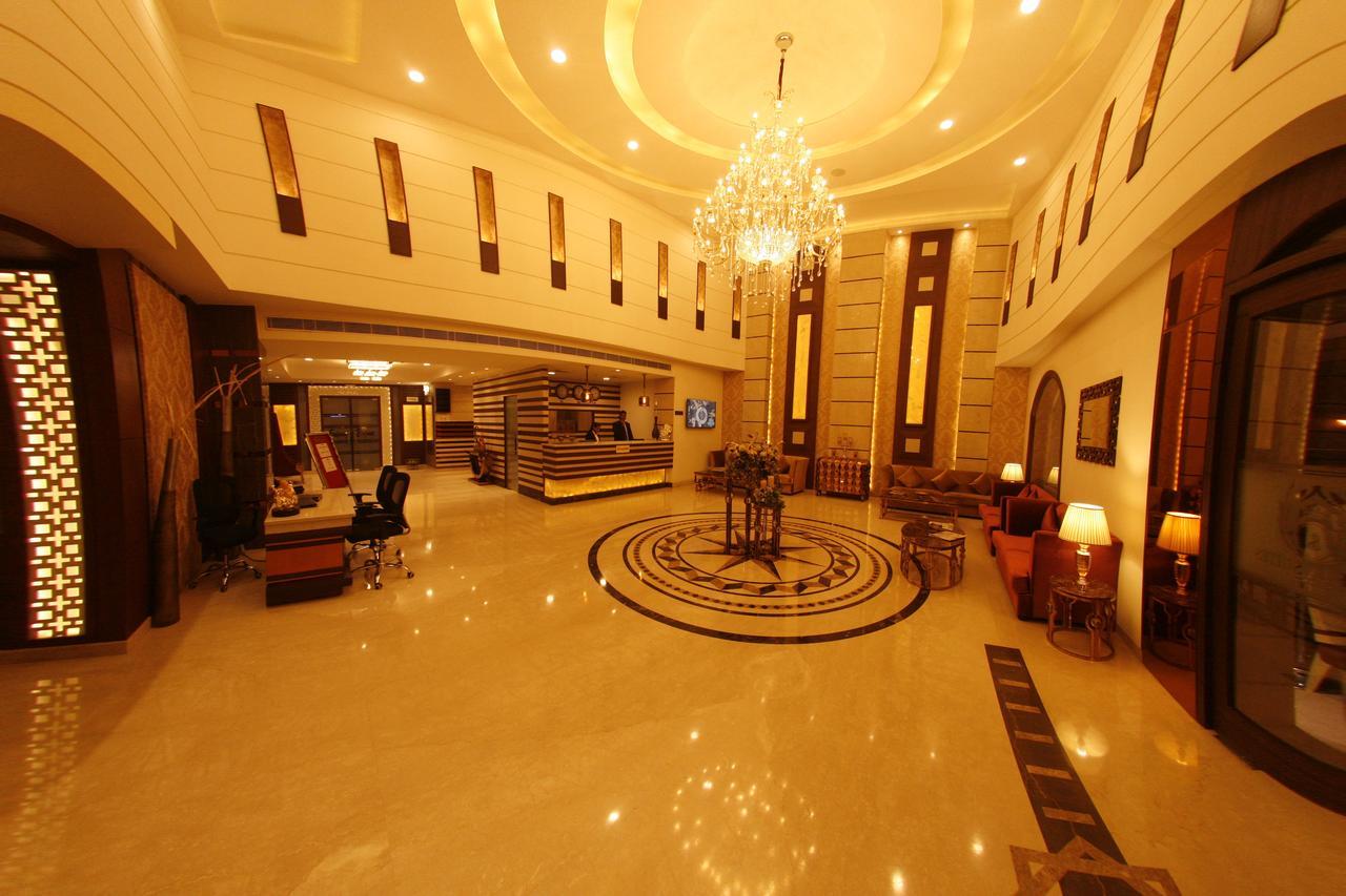 Hotel Imperia Suites Джаландхар Екстер'єр фото