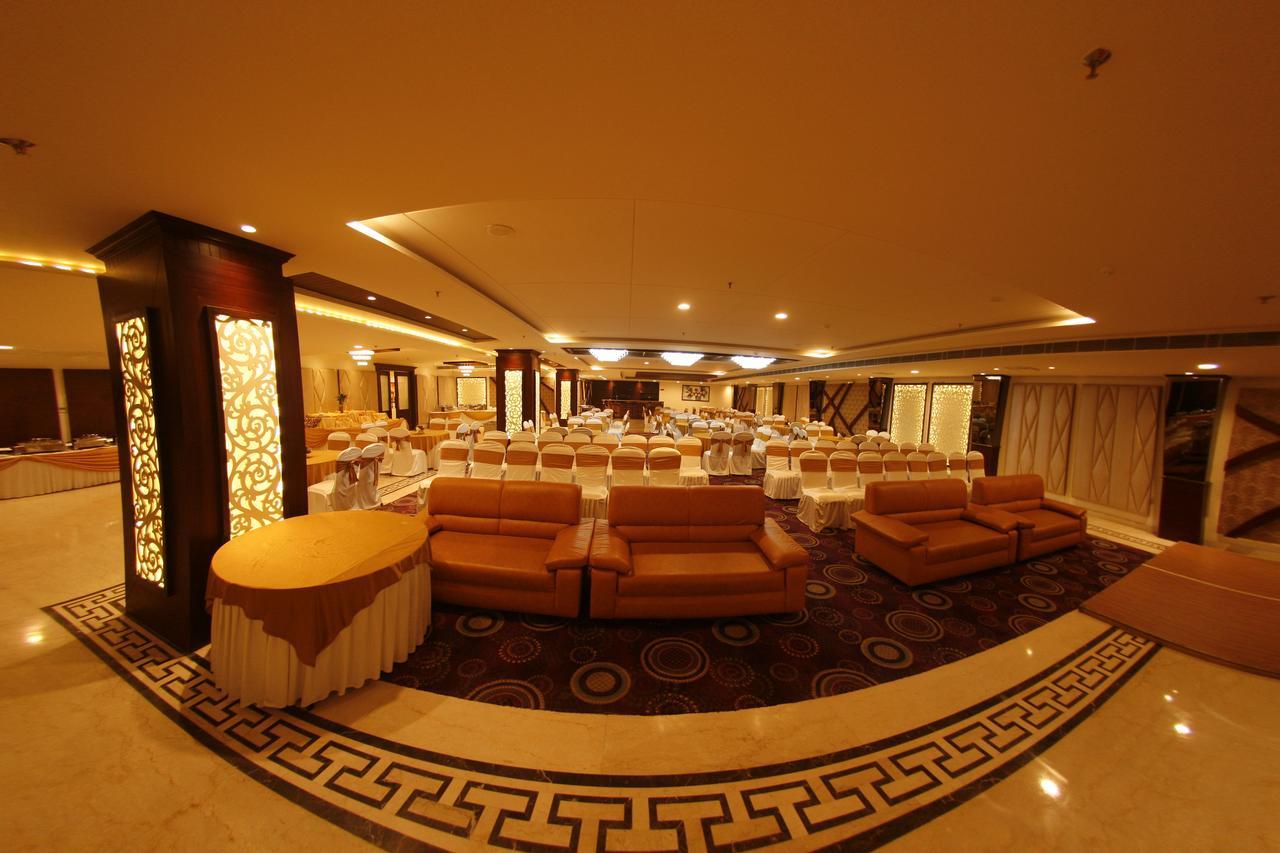 Hotel Imperia Suites Джаландхар Екстер'єр фото
